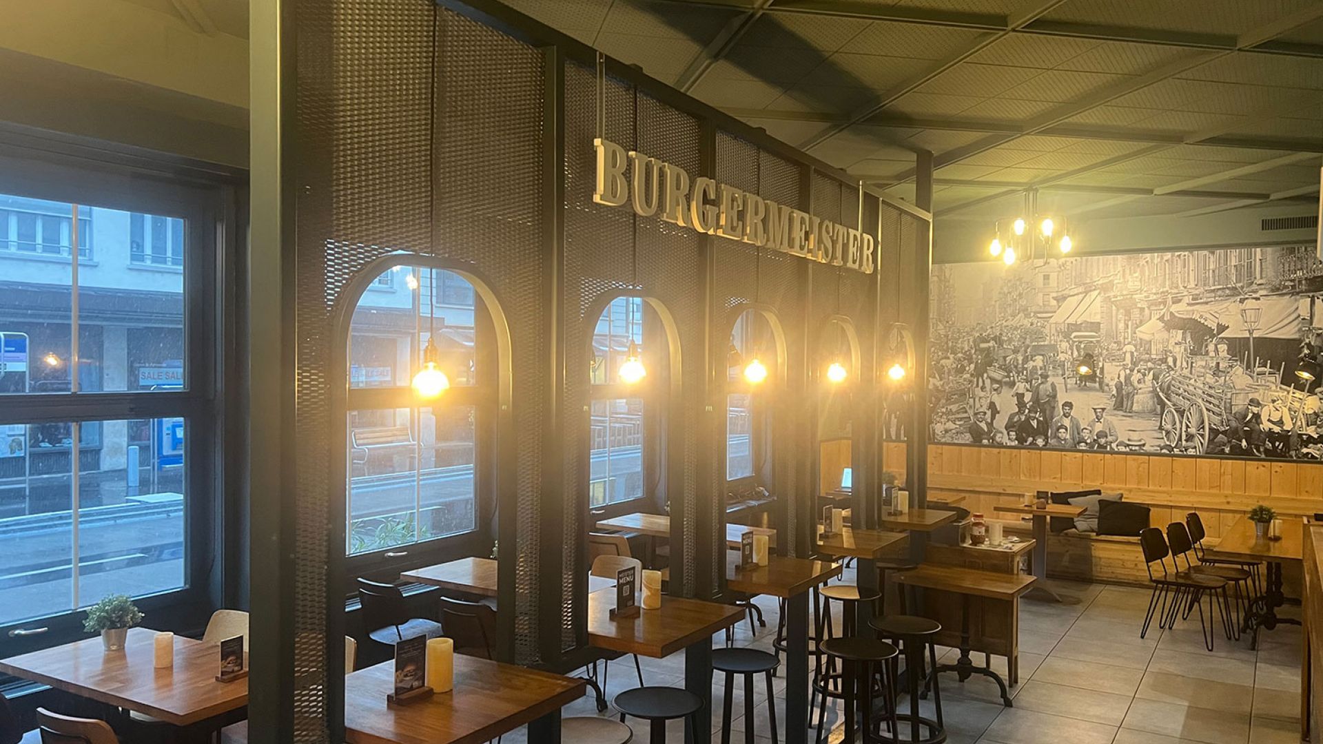 Innenaufnahme des Burgermeister Stores in der Langstrasse